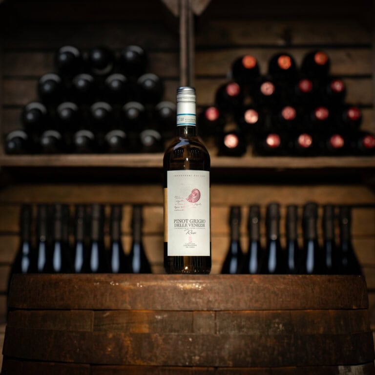 1958 Pinot Grigio IGT Rosé, Cantina Castelnuovo del Garda, Itali�