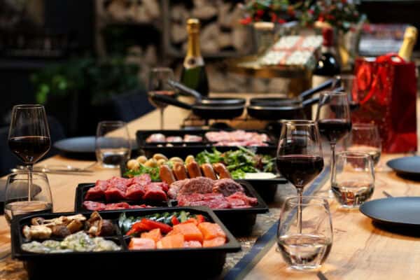 Gourmetschotel – Meat & Fish p.p. €29,95 **vanaf 4 personen te bestellen**