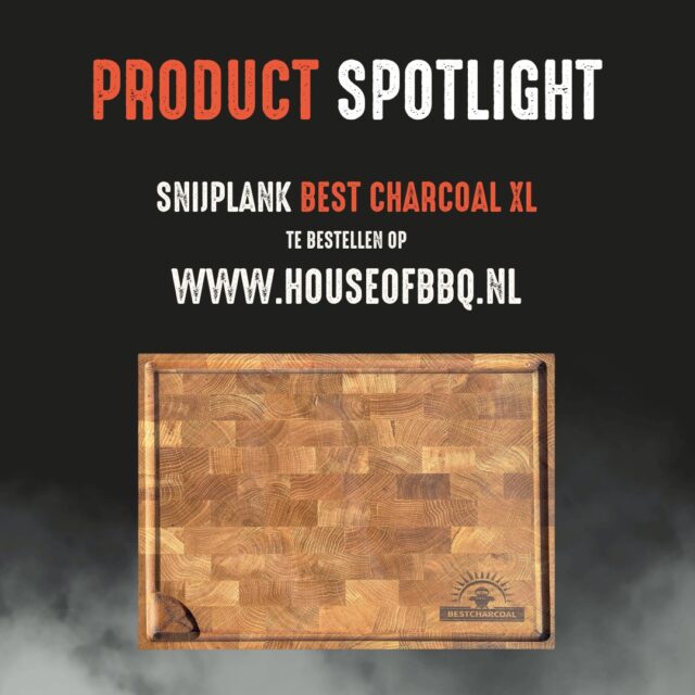 🔥 Snijplank Best Charcoal XL

Een plank waar je niet voorzichtig mee hoeft te doen. Groot, stevig en gemaakt voor serieus snijwerk 🥩🔪

Deze snijplank is gemaakt van kops eikenhout. Dat zie je niet alleen terug in de uitstraling, maar ook in het gebruik. Je messen blijven langer scherp en de plank kan tegen een stootje. Perfect voor lange BBQ sessies of uitgebreid snijwerk in de keuken.

Dankzij de sapgeul blijft je werkblad schoon, ook bij sappige stukken vlees 🍖💧 En door de natuurlijke antibacteriële eigenschappen van eikenhout werk je gewoon prettig en hygiënisch.

Goed onderhouden gaat deze plank jaren mee. Even schoonmaken, af en toe licht opschuren en hij blijft er strak uitzien 💪

Bekijk ‘m hier 👇
https://houseofbbq.nl/product/snijplank-best-charcoal-xl/
